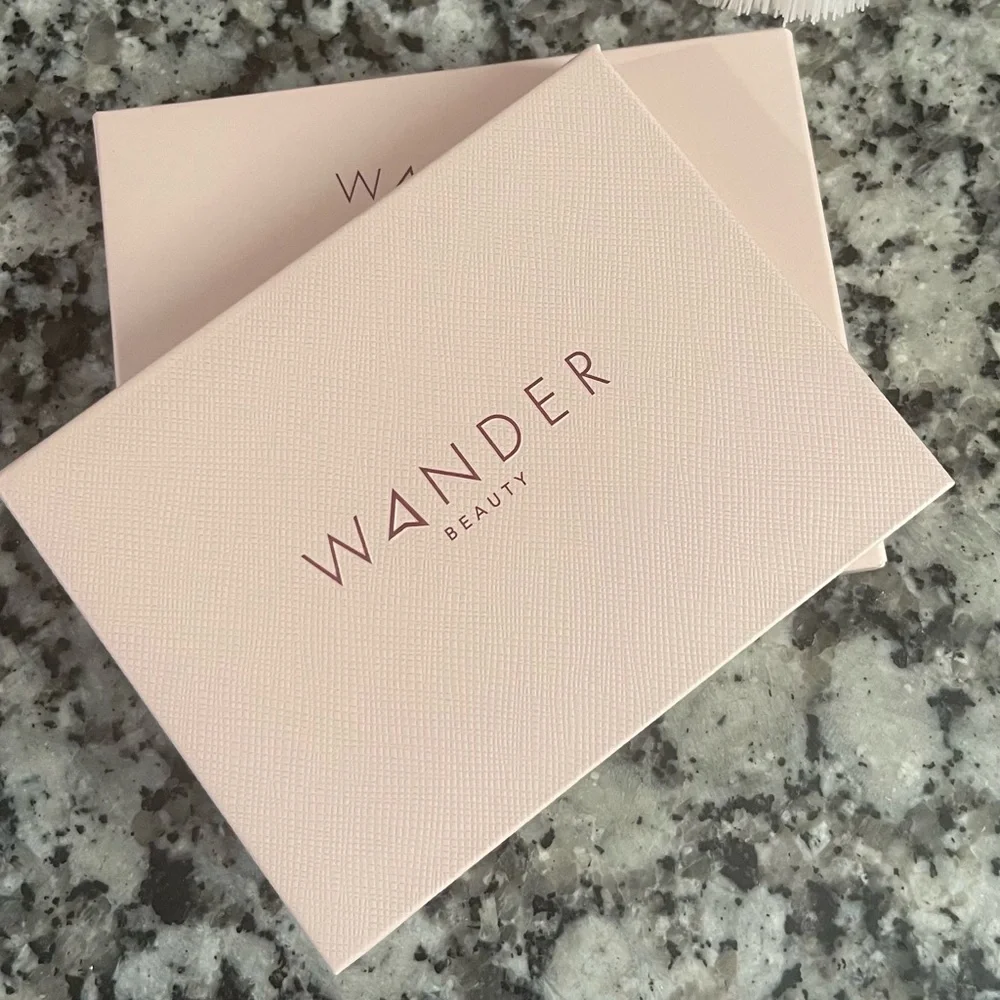 HP🥳 WANDER BEAUTY SUNKISSED GETAWAY - EYE & FACE PALETTE NEW